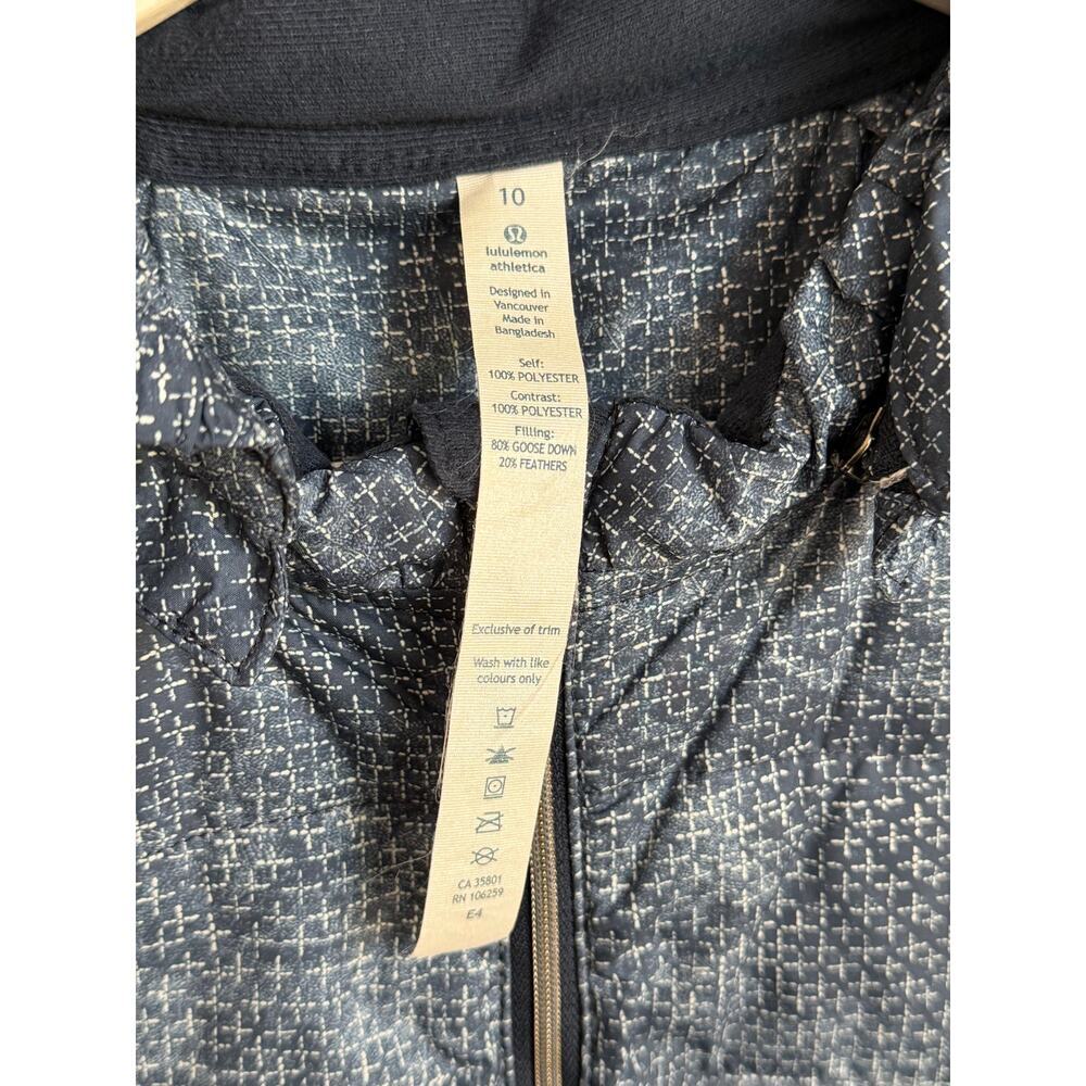 Lululemon Spring Fling Puffy Vest Sashiko Cross Inkwell Ghost Women's Size 10 - Picture 6 of 10